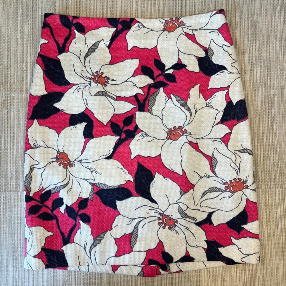 Ann Taylor Floral Print Skirt Women's Size 2 Pink White Career Party